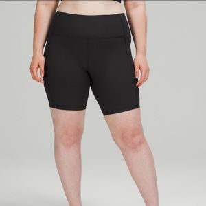 Lululemon ribbed contoured High-rise biker short NWT🖤